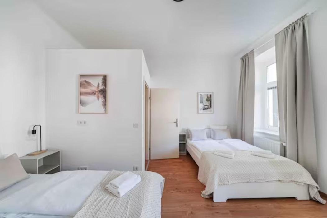 Apartments Next To Schoenbrunn - Free Parking !!! Vienna Exterior photo